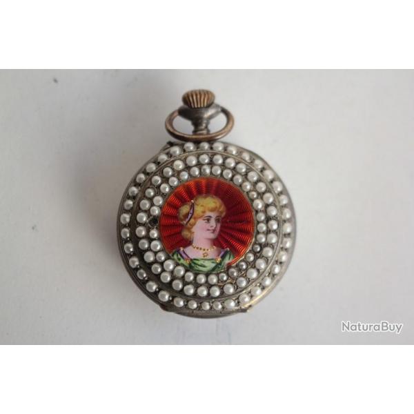 Montre de gousset argent mail guilloch