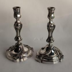 Paire de bougeoir style Louis XV rocaille