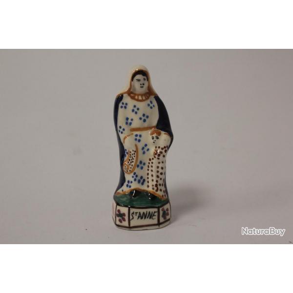 Petit sujet faence Sainte Anne HB Quimper