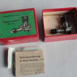 Moteur avion diesel Jaguar-Junior 0,8 ccm Jouets