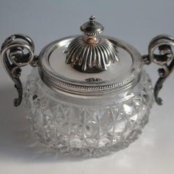 Ancien sucrier cristal taillé
