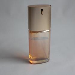 Flacon eau de parfum Lumière Intense Madame ROCHAS 75 ml