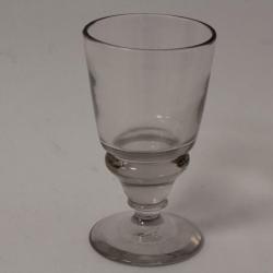 Ancien verre à absinthe