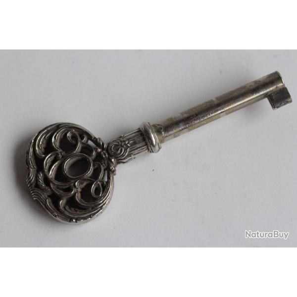 Ancienne Clef fer forg