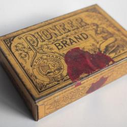 Boîte à Cigares tôle Pioneer brand golden flake cavendish