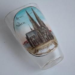 Ancien verre émaillé Souvenir Gruss aus Wien Votivkirche Autriche