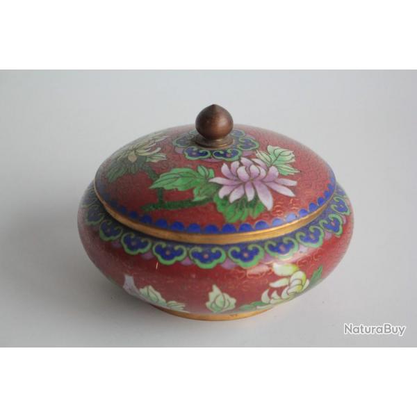 Boite bonbonnire maux cloisonns Chine