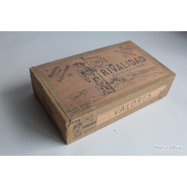 Bote  Cigarettes bois Rivaldad marca registrada Valores