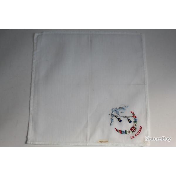 Mouchoir brod coton La Clusaz Haute-Savoie