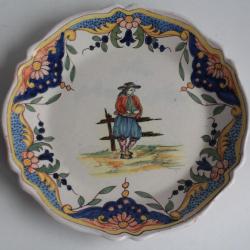Ancienne assiette faïence Malicorne Breton