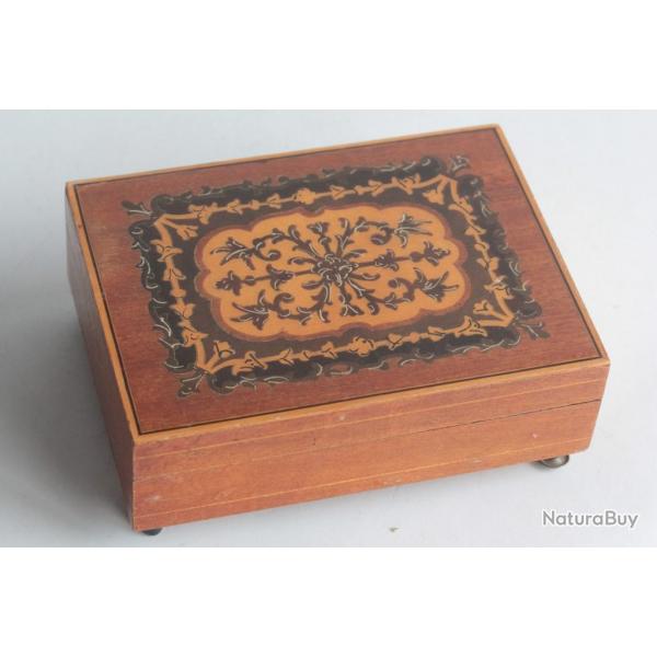Boite  musique marqueterie bois Lador Suisse