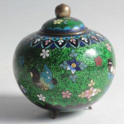 Petit pot couvert tripode émaux cloisonnés Chine
