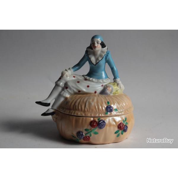 Boite  poudre porcelaine Sitzendorf Pierrette Allemagne