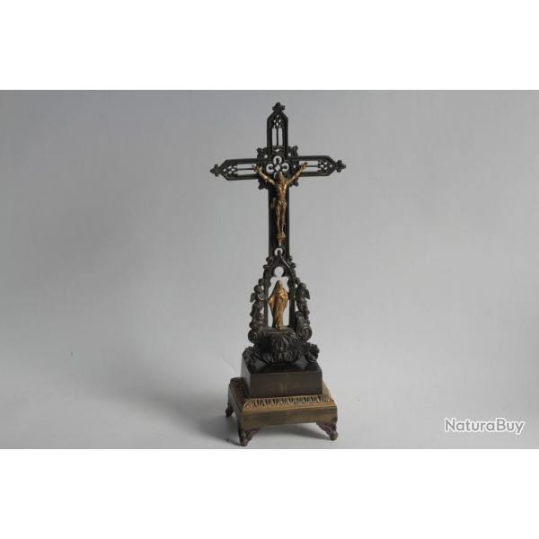 Christ en croix bronze Empire