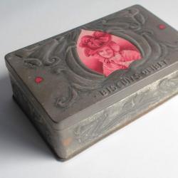 Boîte biscuits tôle lithographiée Olibet gaufrée Art Nouveau