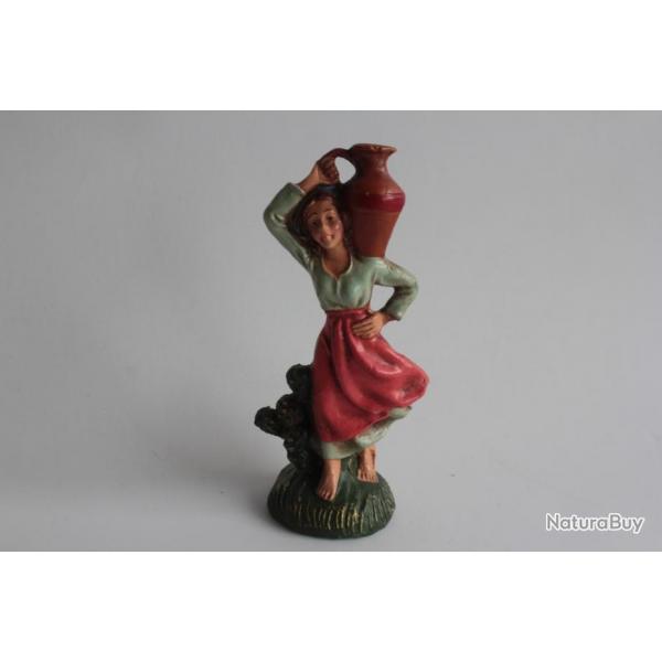 Figurine vintage Composition femme portant une cruche Italie