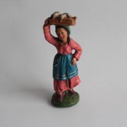 Figurine vintage Composition paysanne portant des volailles Italie