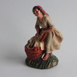 Figurine vintage Composition personne lavant son linge Italie
