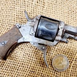 revolvers type bulldog calibre 320 bel etat fonctionnel  mais capricieux cat D