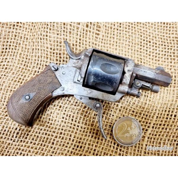 revolvers type bulldog calibre 320 bel etat fonctionnel  mais capricieux cat D