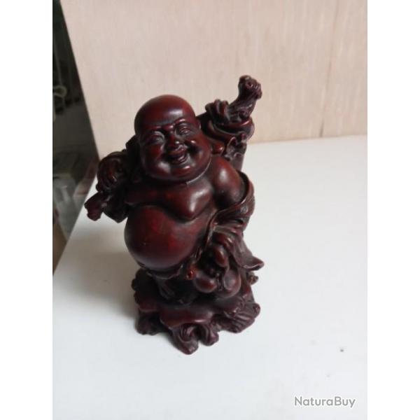 statuette bouddha en rsine hauteur 12 cm x 8 cm