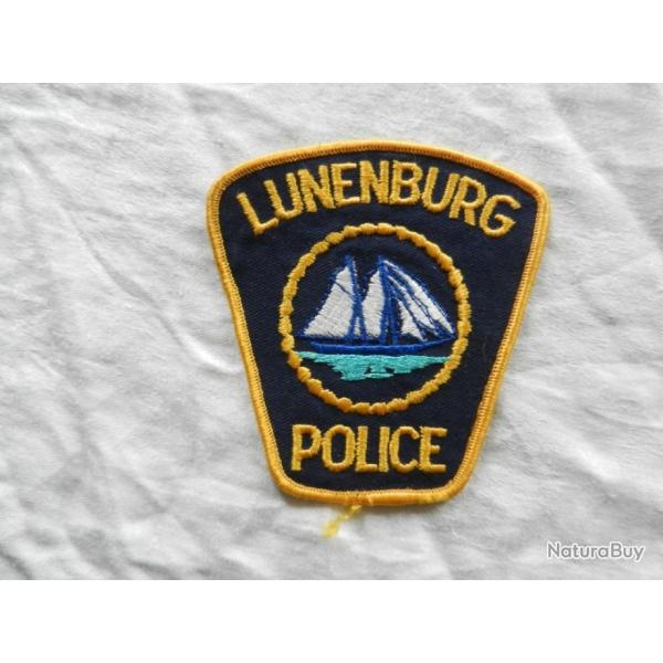 ancien insigne badge de Police Lunenburg Canada