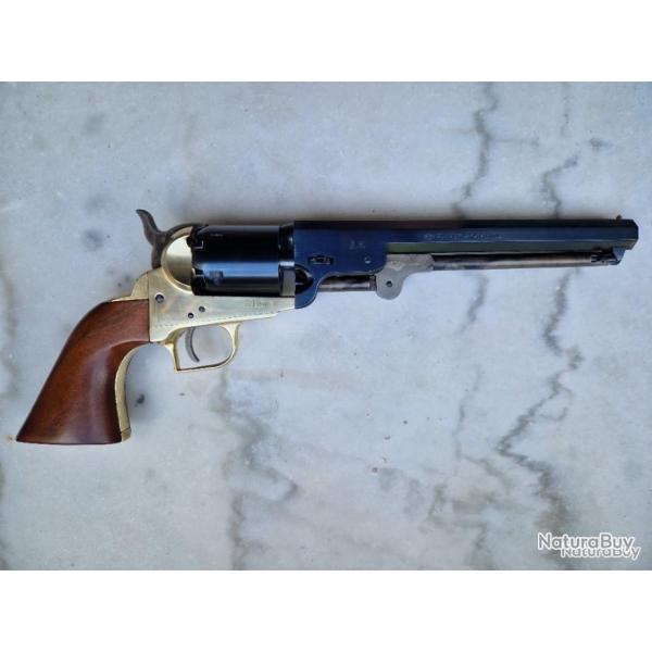 Revolver poudre noire Pietta 1851 Navy cal 36. anne 2003 neuf.  + 50 balles rondes.