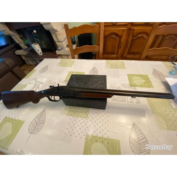 Fusil de chasse court  chiens de la marque Rossi