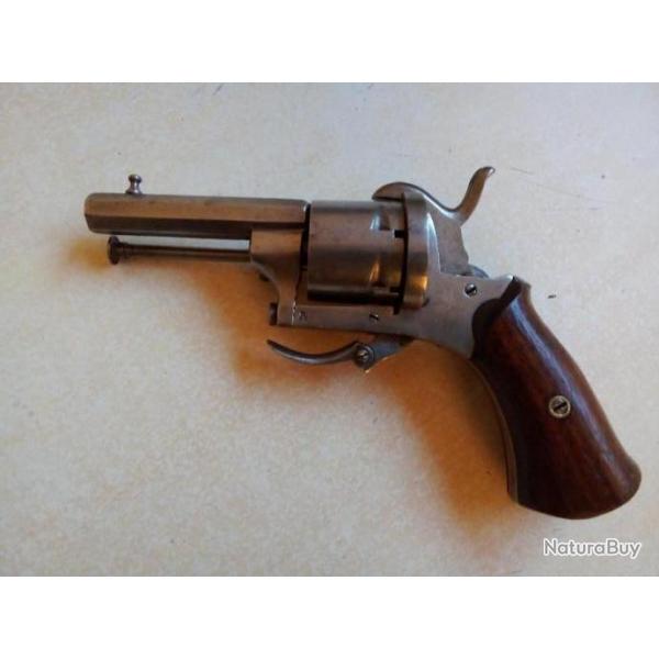 Revolver  broche 7mm Belge