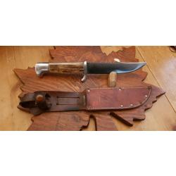 Couteau de jeunesse, scout , de chasse vintage bowie a scie suisse.