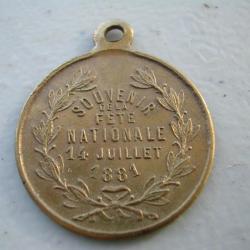 Médaille Souvenir Fête Nationale 14 juillet 1881 Laiton Anciens Objets du XIXème