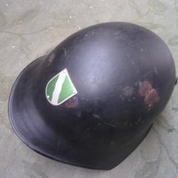 casque militaire suisse insigne alu / vert