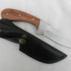 beau couteau de chasse 22 cm poignée bois de Teck
