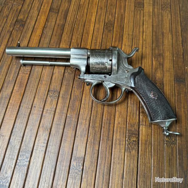 SUPERBE REVOLVER LUXE GRAV BROCHE