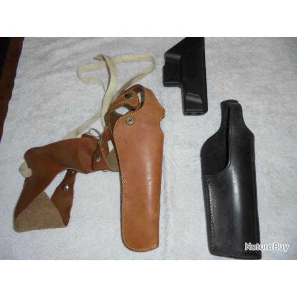 Lot holsters cuir et synthtique marque Walther et Pony