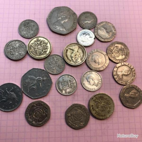 ANGLETERRE - Lot de 20 pices de diffrentes valeurs et annes