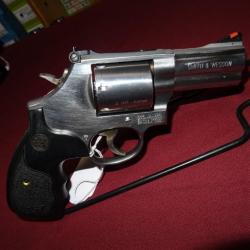 Revolver S&W 686 PLUS SERIE 3.5.7 Canon de 3" en 38/357