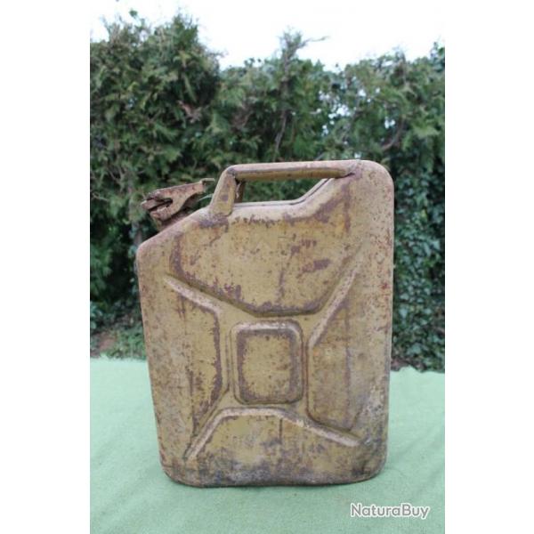jerrycan anglaise sable WW2 date 1943