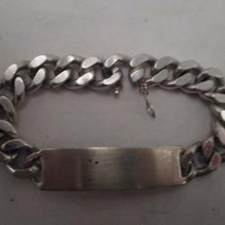 bracelet en argent massif -poids   29 gr - 18 cm