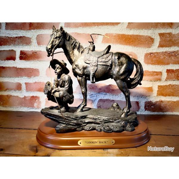 Statue d'un cowboy et de son cheval, bronze coul  froid, bel artisanat origine Montana USA