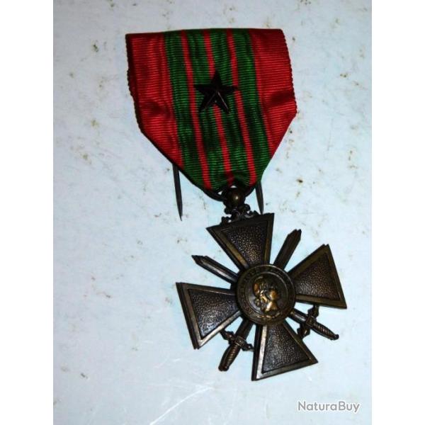 TRES ANCIENNE CROIX DE GUERRE 1939 + 1 CITATION / ETAT NEUF