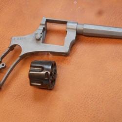 carcasse de revolver glisenti model 1889 .
