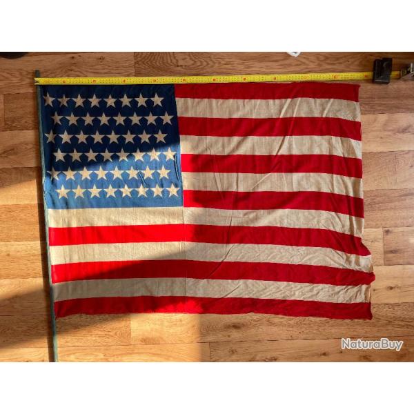 Drapeau De Table USA 48 étoiles - 15x10 Cm, Hampe 25 Cm, Socle Noir, 100% Polyester