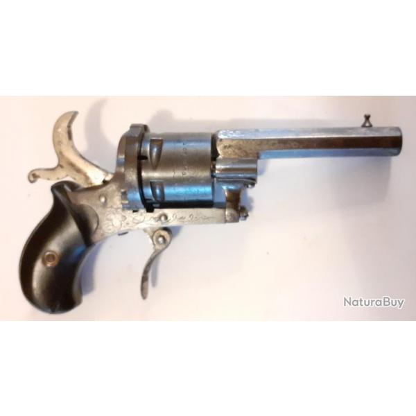 Petit revolver 7 mm a broche guardian 1878 trs bon etat de fonctionnement et de prsentation