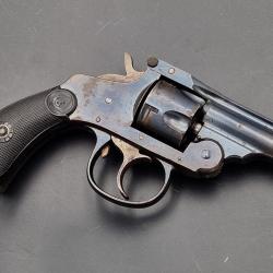 REVOLVER HARRINGTON RICHARDSON 2 pouces H&R ARMS WORCESTER Calibre 32 S&W - USA XIXè Très bon  U.S.A