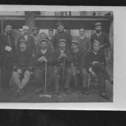 prisonniers de guerre 1914-1918 ou convalescents hopital  carte photo militaire non située