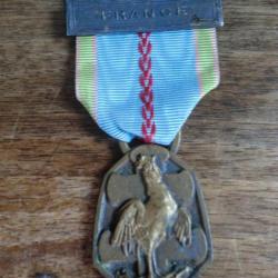 medaille guerre  39 / 45