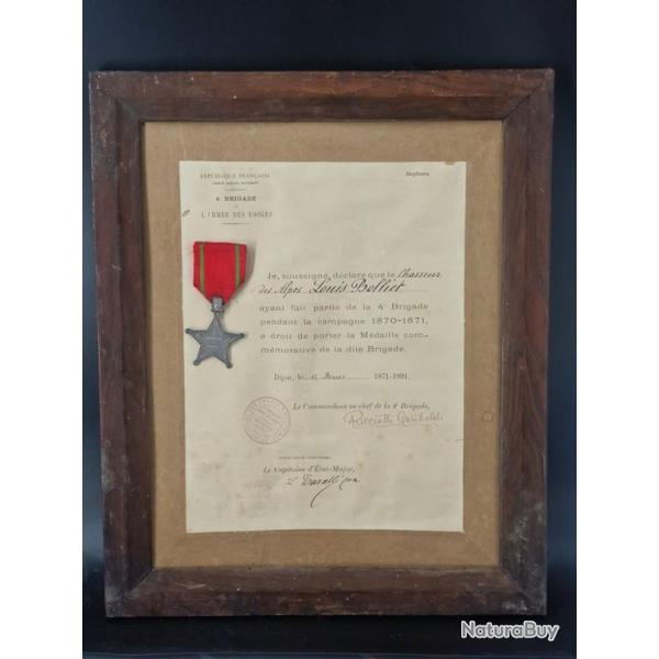 DECORATION COMMEMORATION DE LA 4E BRIGADE DE L'ARME DES VOSGES France Trs bon  Militaria