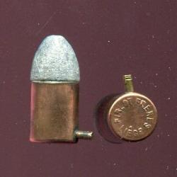 12 mm à Broche - très beau marquage en relief : PIRLOT FRERES  LIEGE - étui cuivre - balle plomb