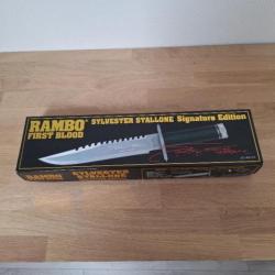 Couteau Rambo First Blood édition signature